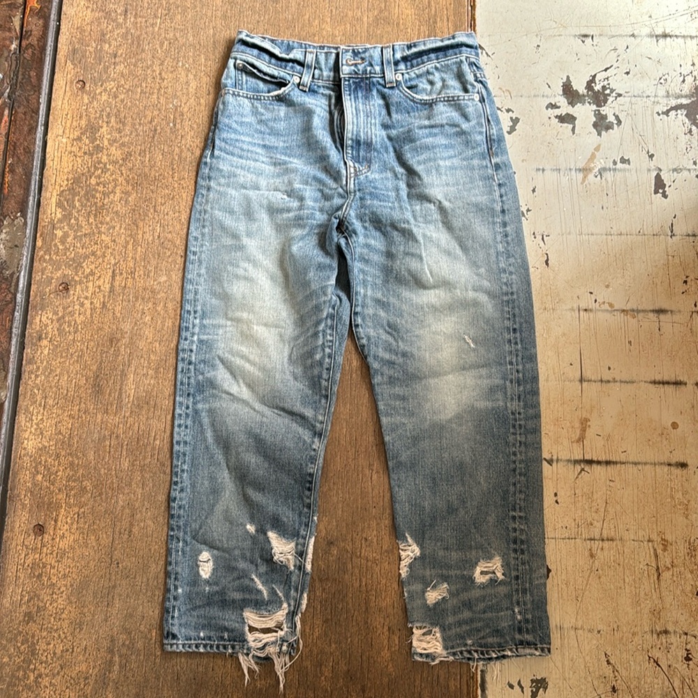 Rivet & thread distressed jeans
